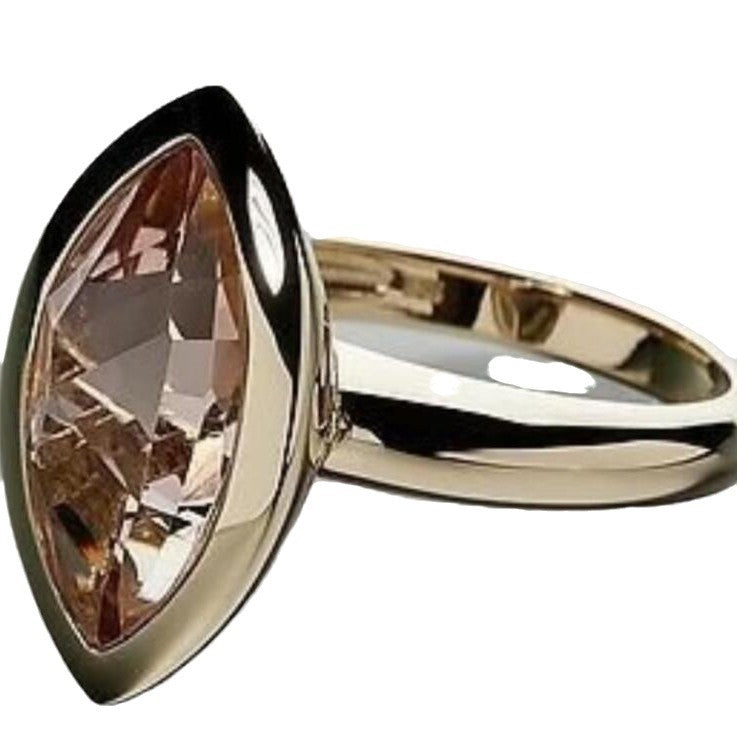 Anello artigianale delicato