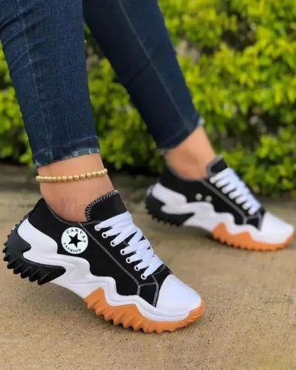 LP | Sneakers stringate Muffin con occhielli e inserti a contrasto