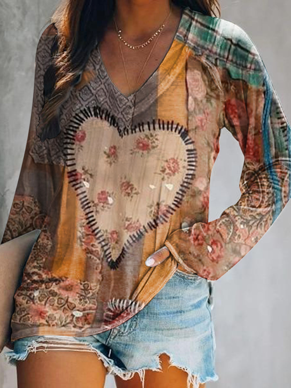 Women's Vintage Heart Pattern Art Print Casual V Neck Long Sleeve Tops
