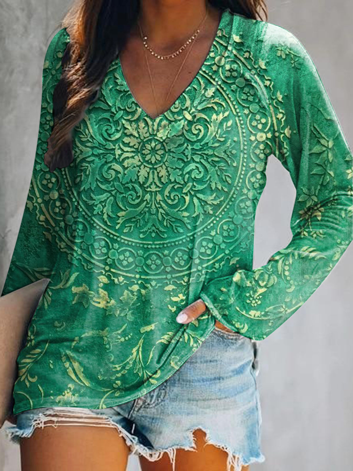 Women's Casual Vintage Ethnic Floral Art Print V Neck Long Sleeve Tops