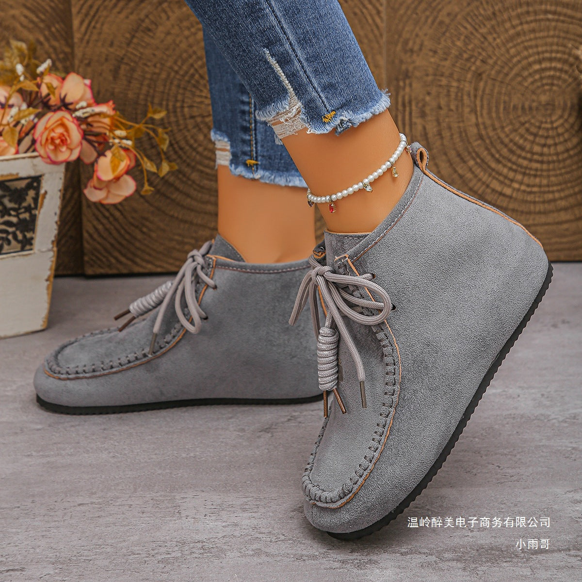 Stivali Ortopediche Aggraziate dal Look Moderno