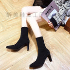 Stivali Ortopediche Aggraziate dal Look Moderno