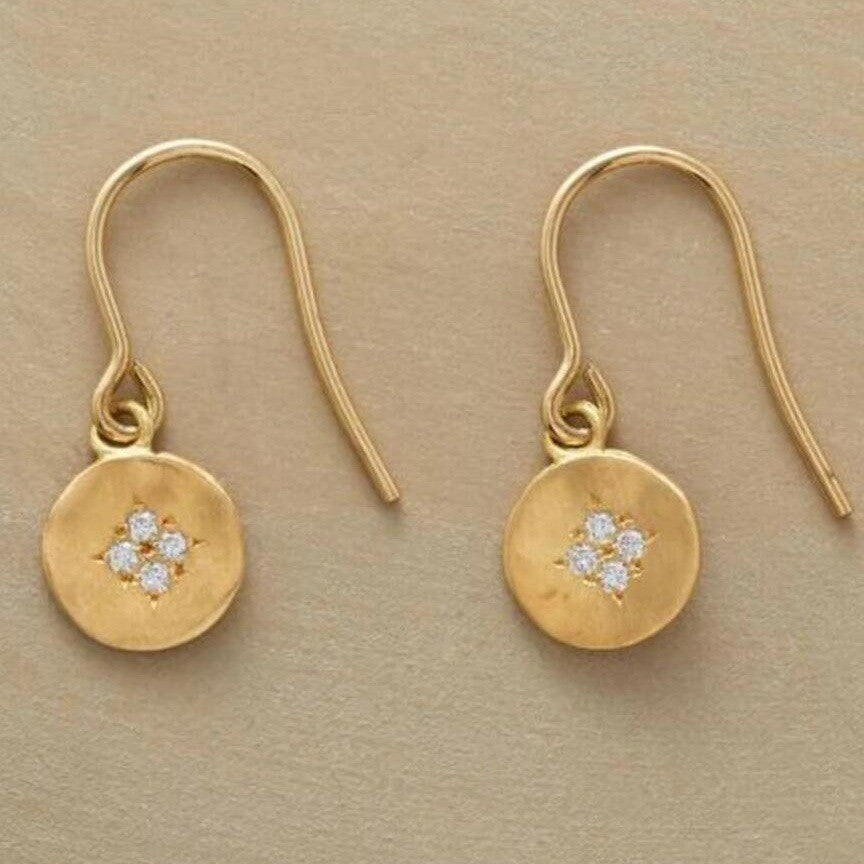 Oro Orecchino affascinante per ogni occasione