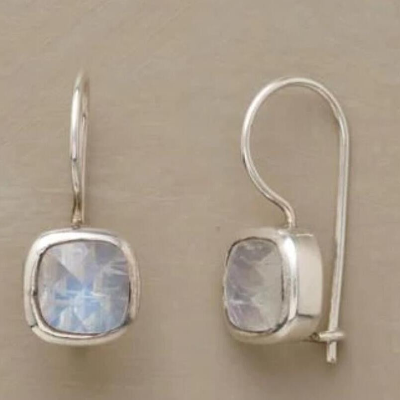 Orecchino romantico per momenti speciali