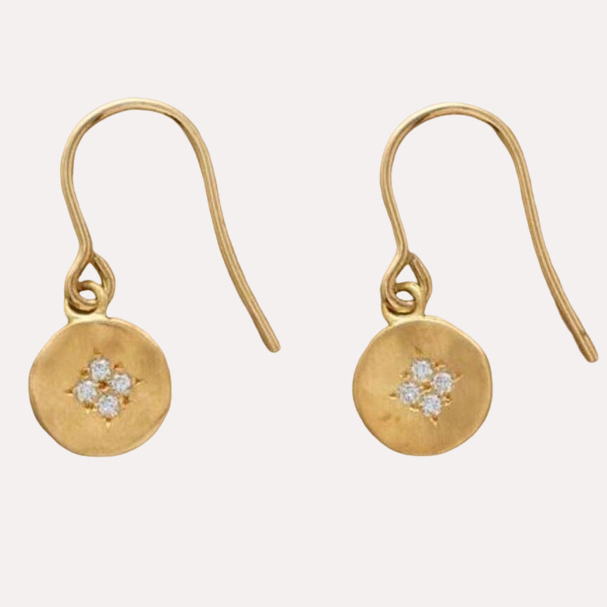 Oro Orecchino affascinante per ogni occasione