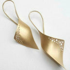 Oro Orecchino stupendo per uso quotidiano