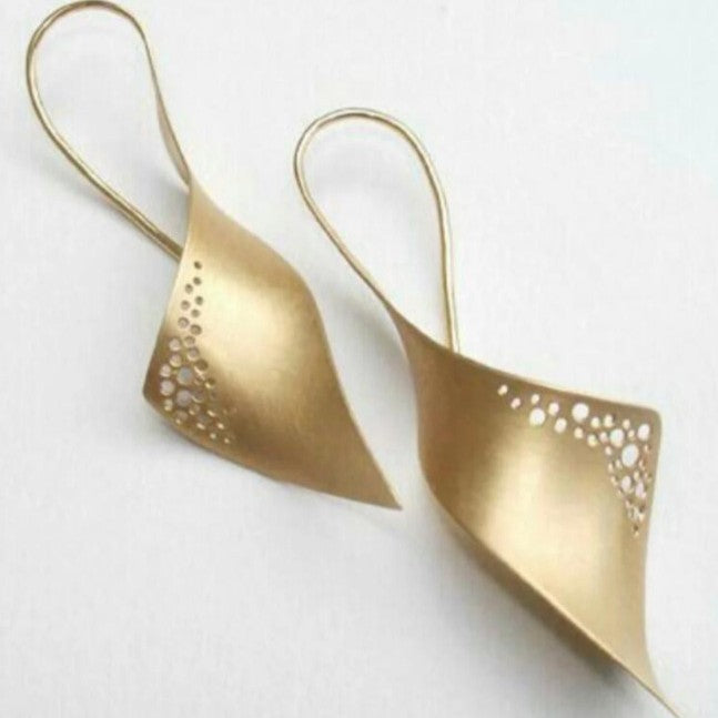 Oro Orecchino stupendo per uso quotidiano