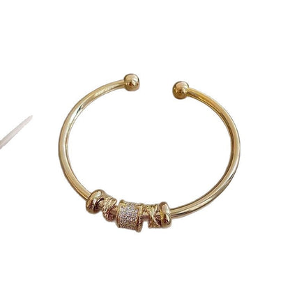 Bracciale bellissimo con stile unico