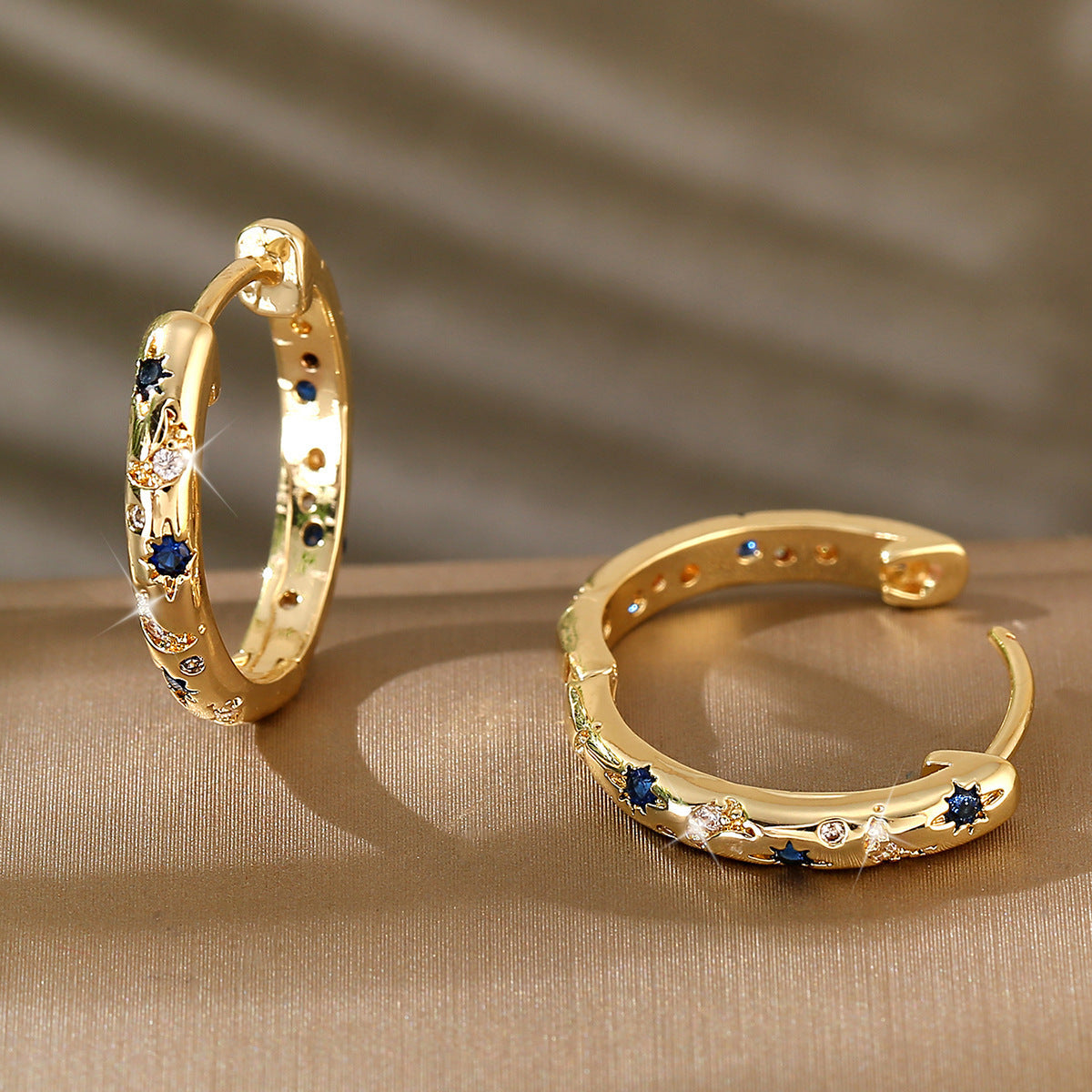 Oro Orecchino stupendo per uso quotidiano