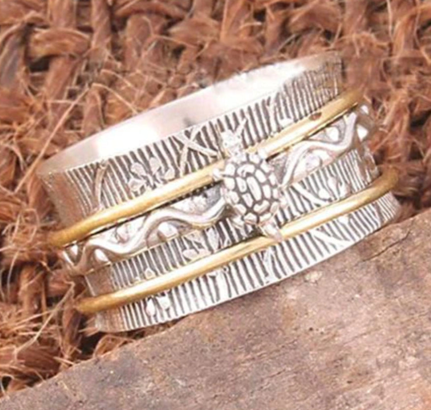 Anello affascinante per ogni occasione