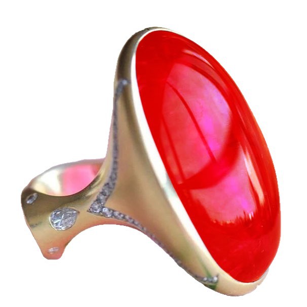 Anello affascinante per ogni occasione