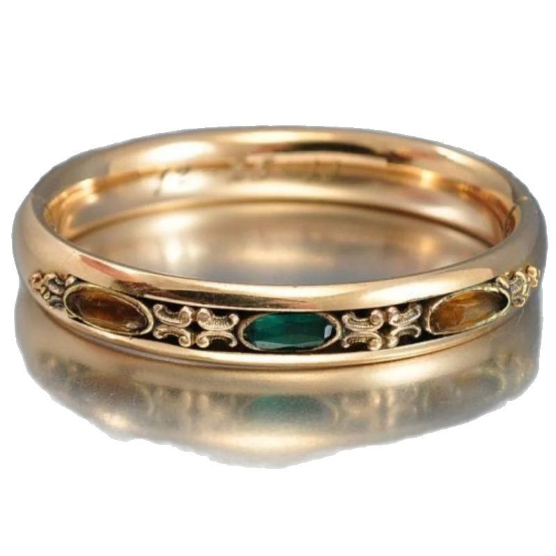 Anello bellissimo con stile unico