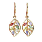 Oro Orecchino bellissimo con stile unico