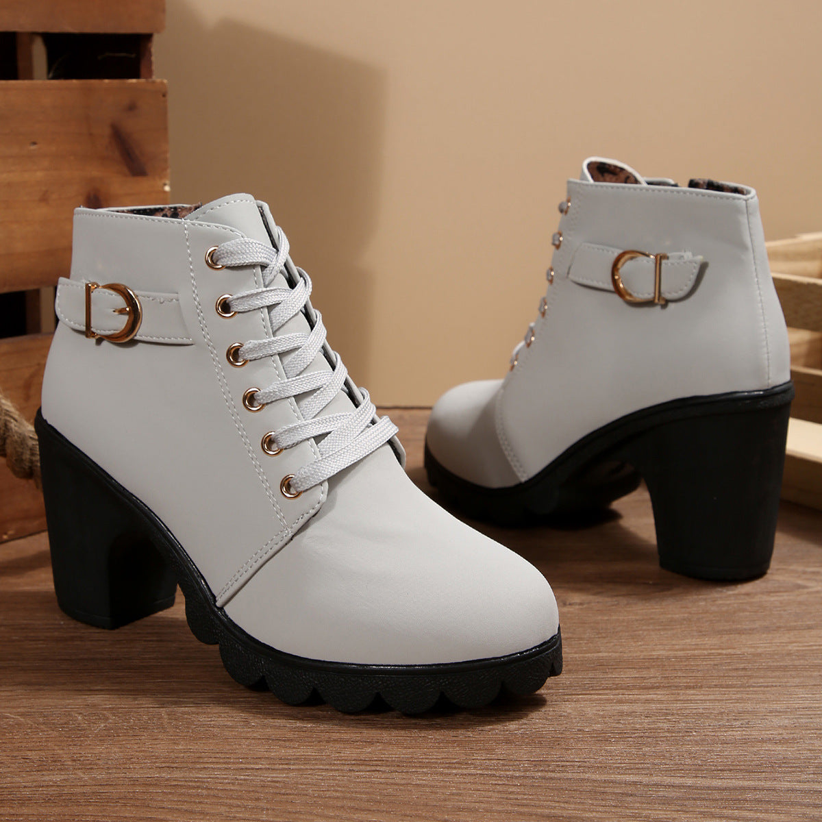 Stivali Ortopediche Ispirate al Vintage