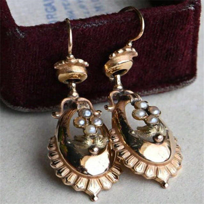 Perla Orecchino classico dal fascino senza tempo