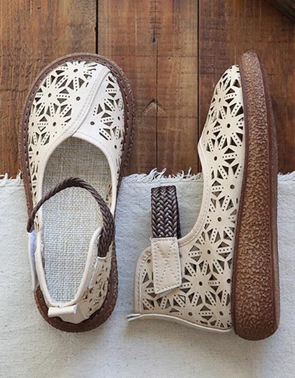 ER | Scarpe slip-on con taglio floreale