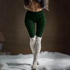 Retro Cat Black And White Patchwork Design Women's Knitted Tight-fitting Leggings elevenforest